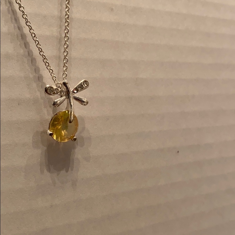 NEW! Avon Dragonfly Dance Necklace w/Stone